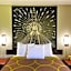 Super 8 by Wyndham Vincennes