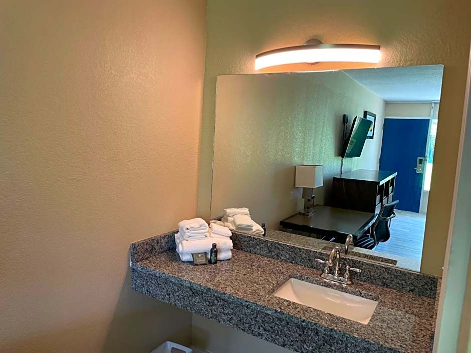 Econo Lodge Jennings
