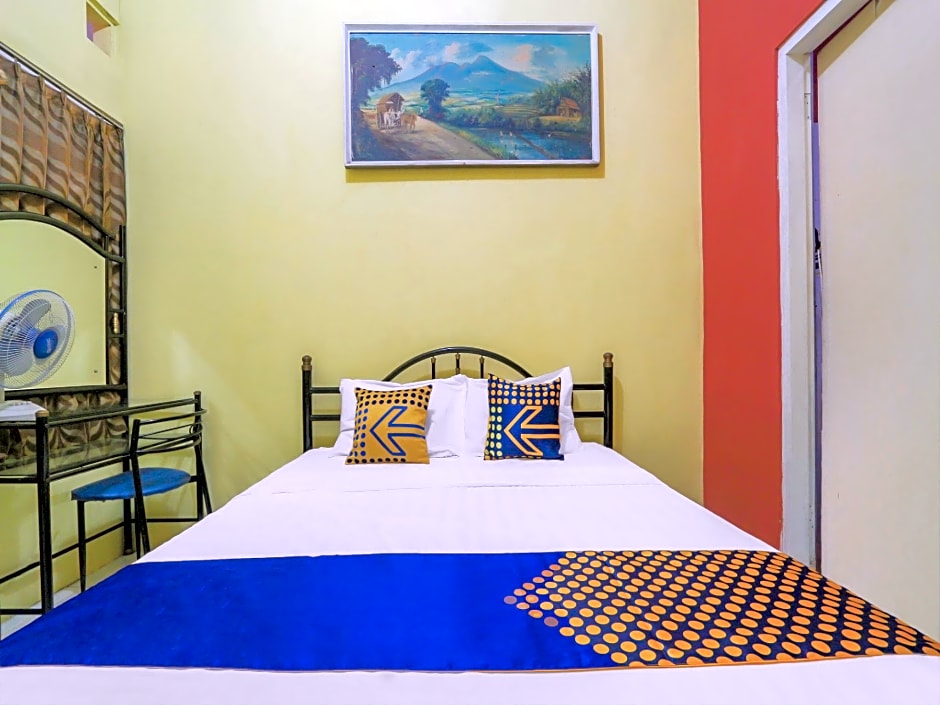 SPOT ON 90272 Istana Griya 1 Hotel