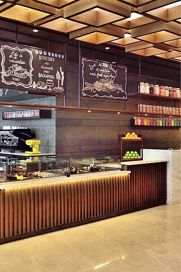 Courtyard by Marriott Gurugram Downtown