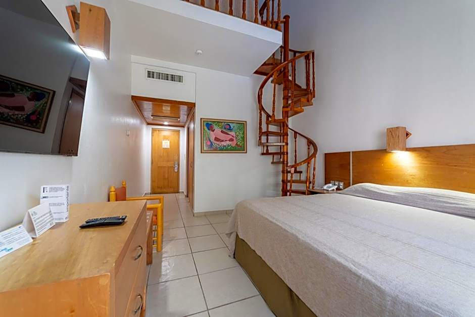 Hotel Castillo Huatulco & Beach Club