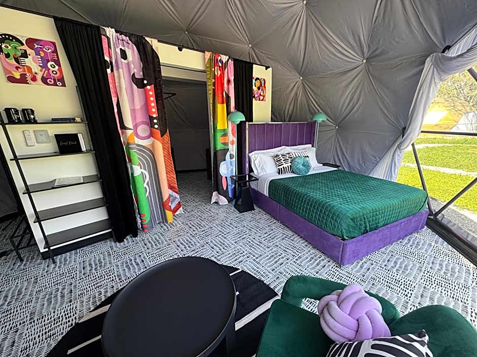 Photo 1 of 5 of Studio 1 Queen Bed