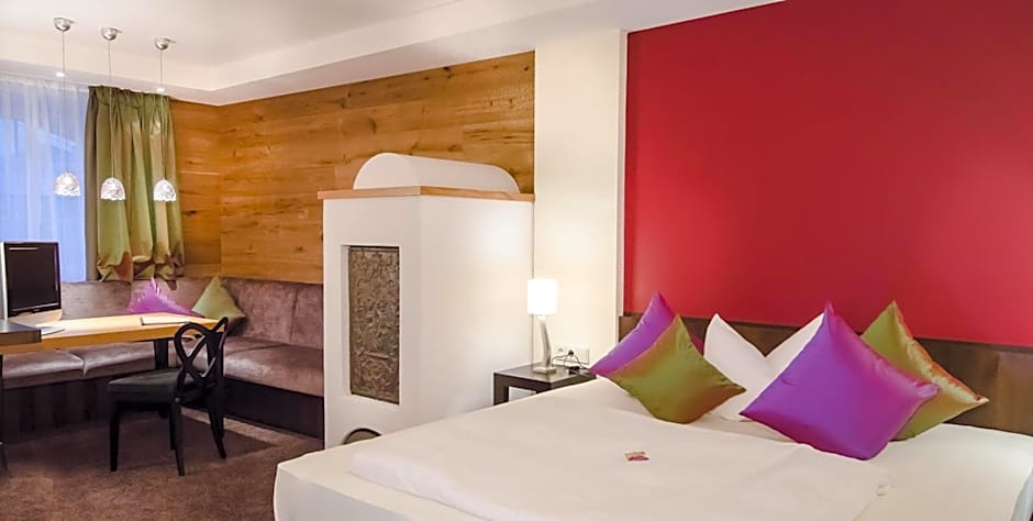 Photo 1 of 9 of Junior Suite