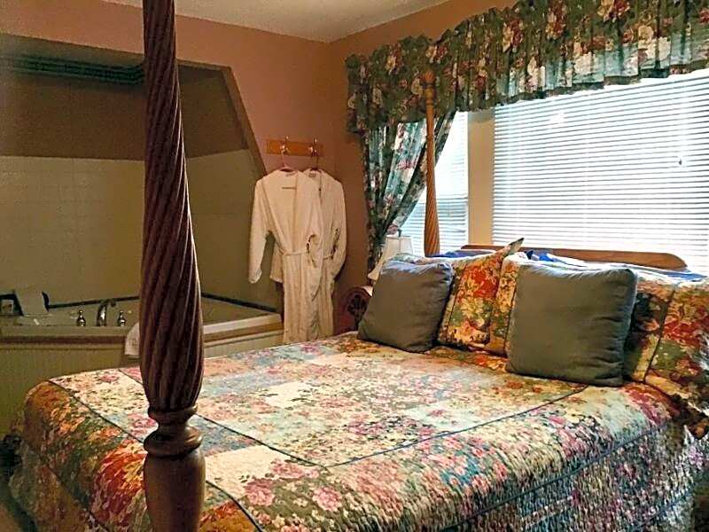 Brookview Manor Inn