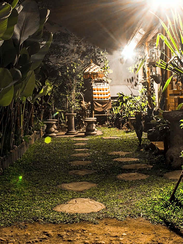 Da'Kayu Bali Homestay