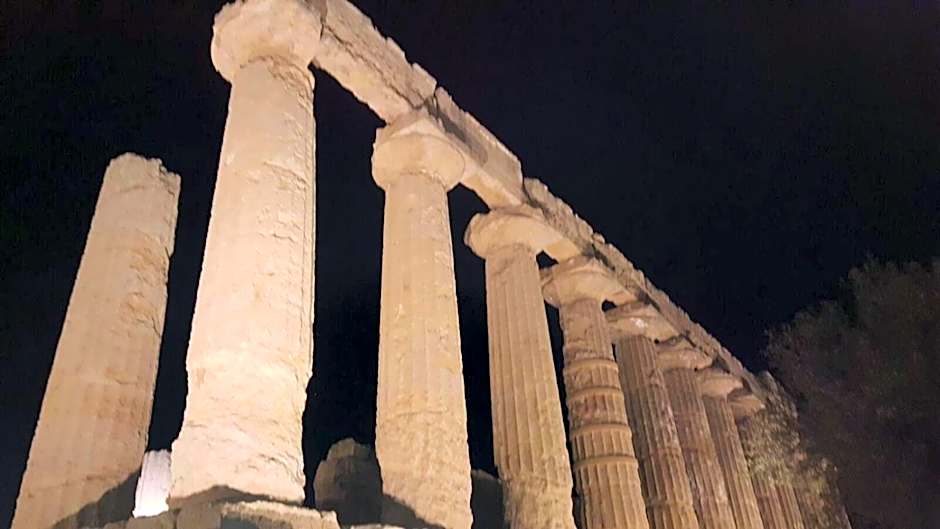 Home Scala dei Turchi B&B