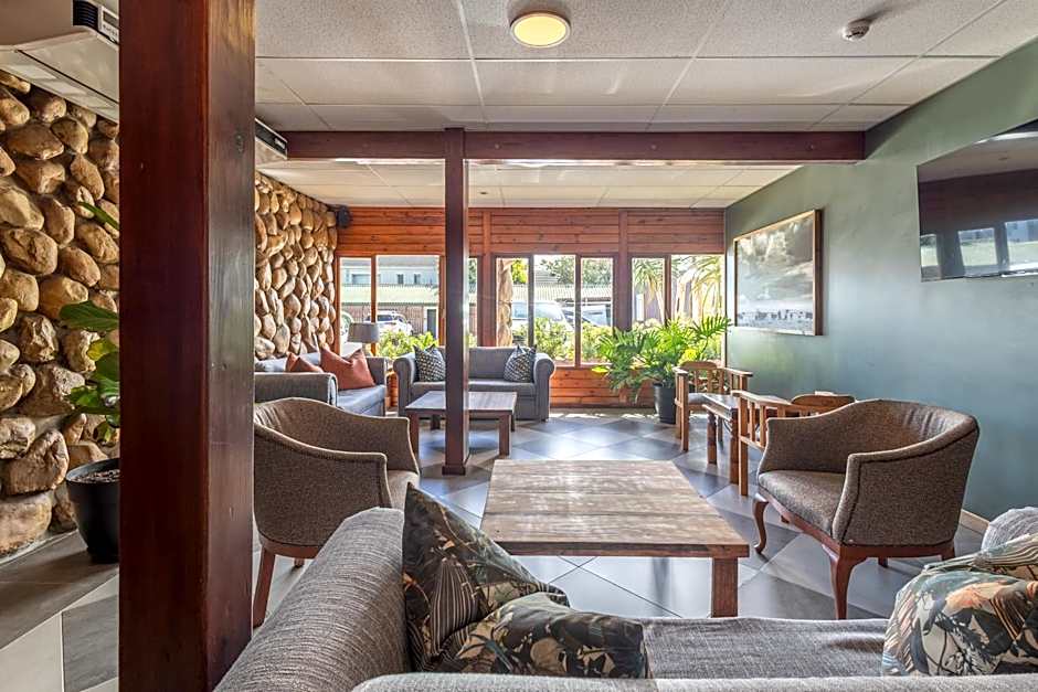 Knysna Log-Inn Hotel