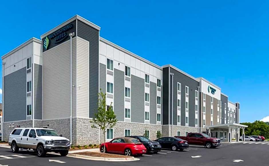 WoodSpring Suites Denver Commerce City