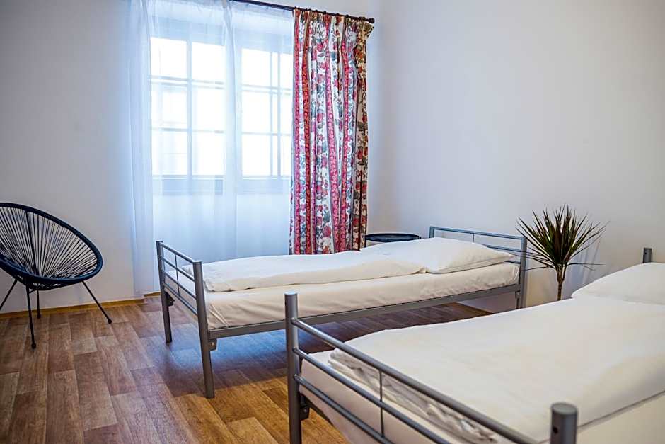 Hostel Little Quarter