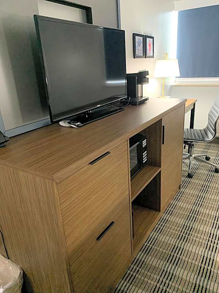 AmericInn by Wyndham Marshfield