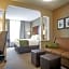 Comfort Suites West Warwick