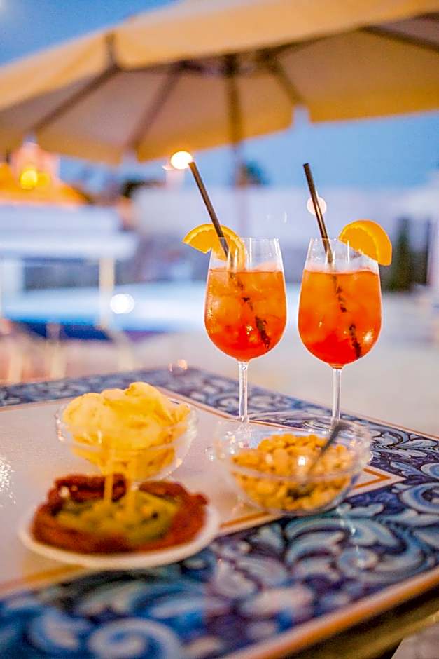 Odysseus Hotel