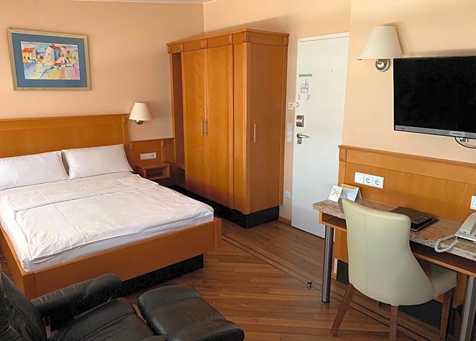The KRAL - Business Hotel & Serviced Apartments