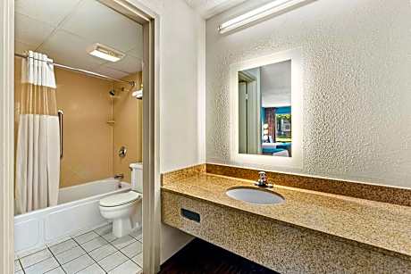 2 Double Beds Non-Smoking