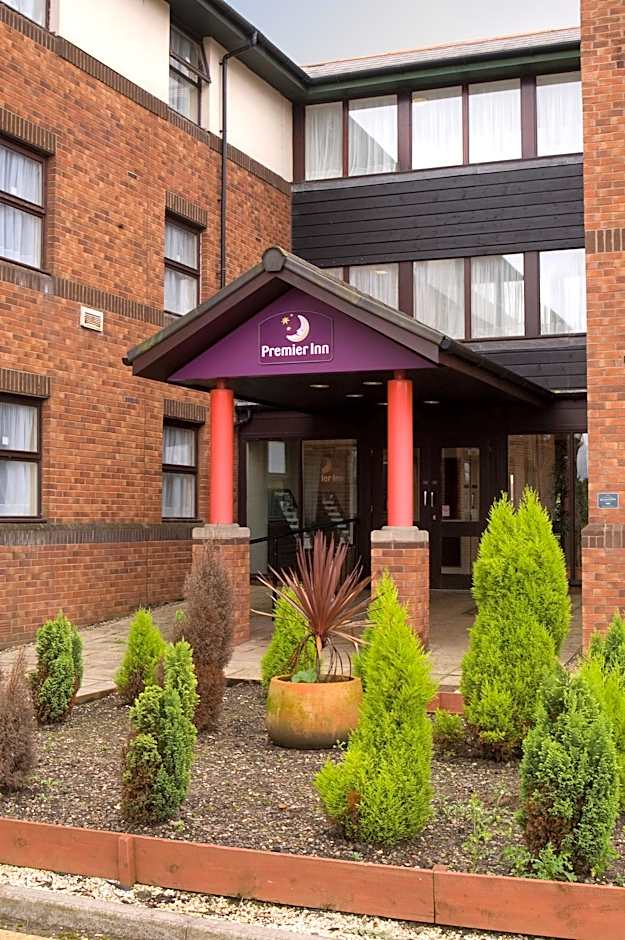 Premier Inn Livingston (M8, Jct3)