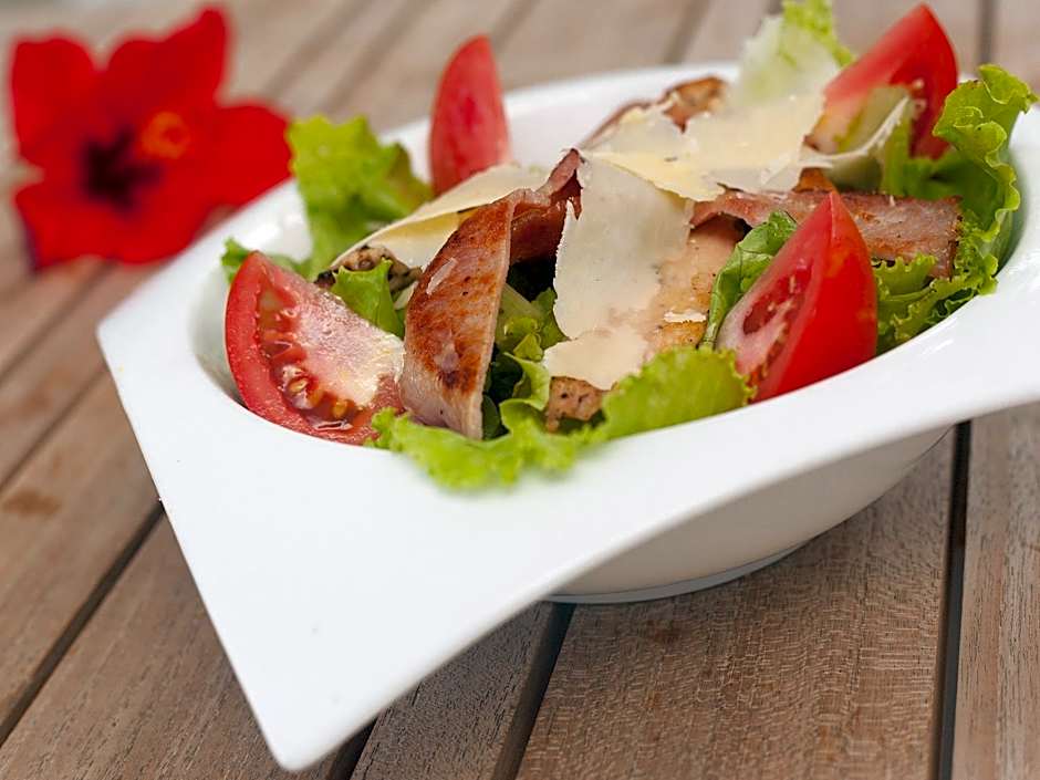 Esprit Libre Restaurant & Guest House