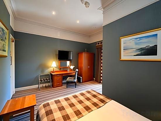 Savoy Park Hotel