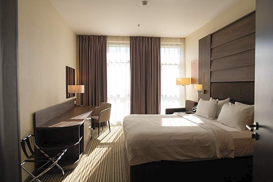 Premier Sofia Airport Hotel