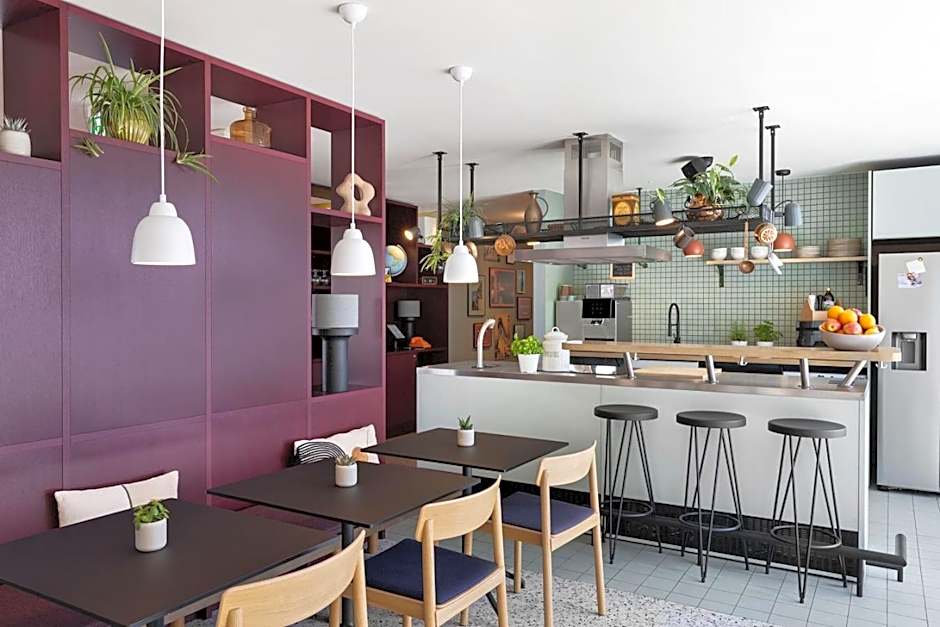 Stay KooooK Geneva City - Online Check In