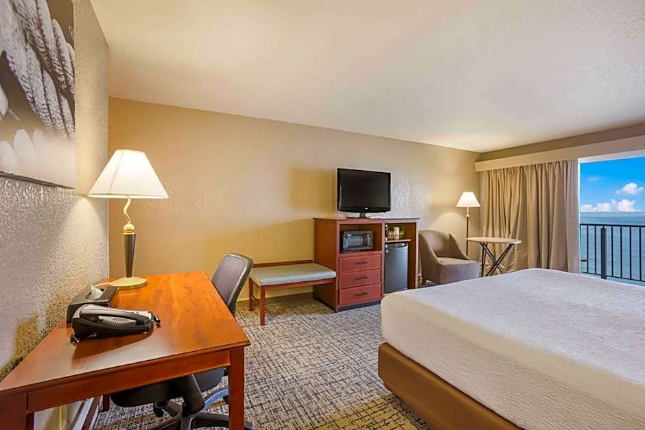 Best Western Harbour Pointe Lakefront
