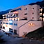 Petro Hotel