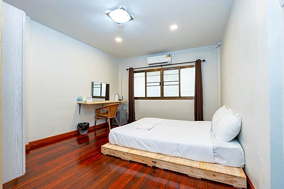 The Hidden Sao Chingcha - เดอะ ฮิดเด้น เสาชิงช้า