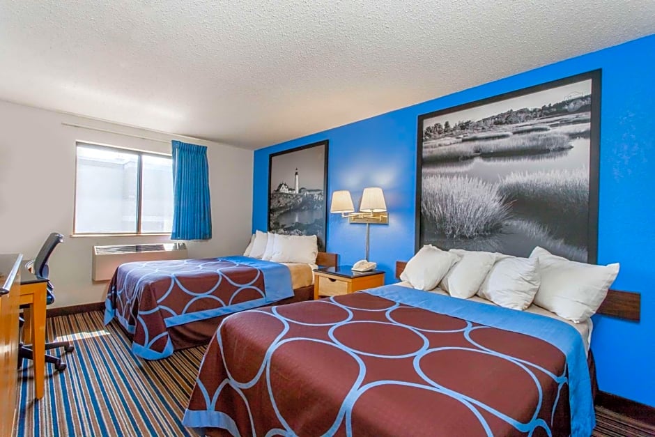 Super 8 by Wyndham Lewiston Auburn Area
