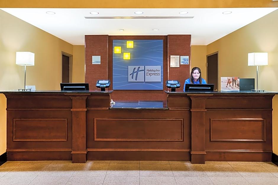Holiday Inn Express Hotel & Suites-North East By IHG