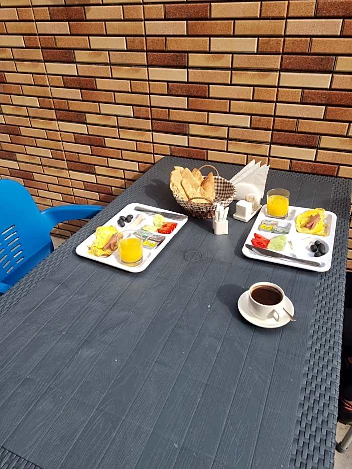 MAHALI HOTEL