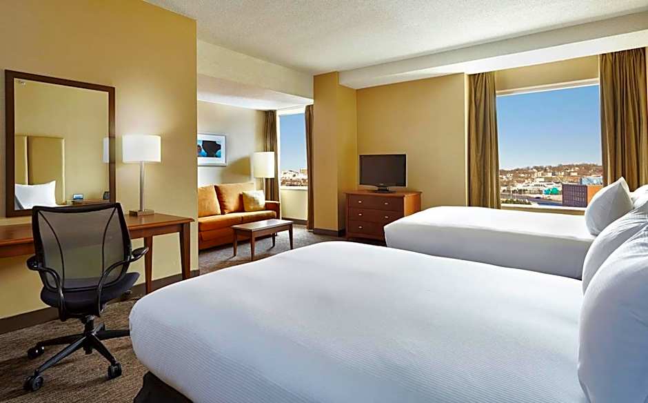 Saint John Harbourfront Hotel