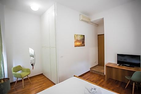 Double or Twin Room with Private Bathroom