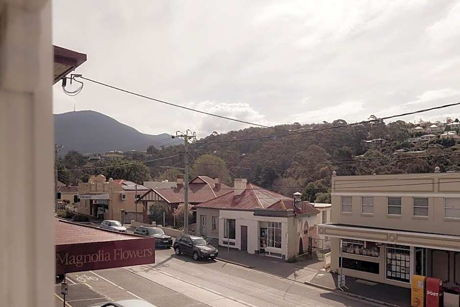 Central home in trendy South Hobart