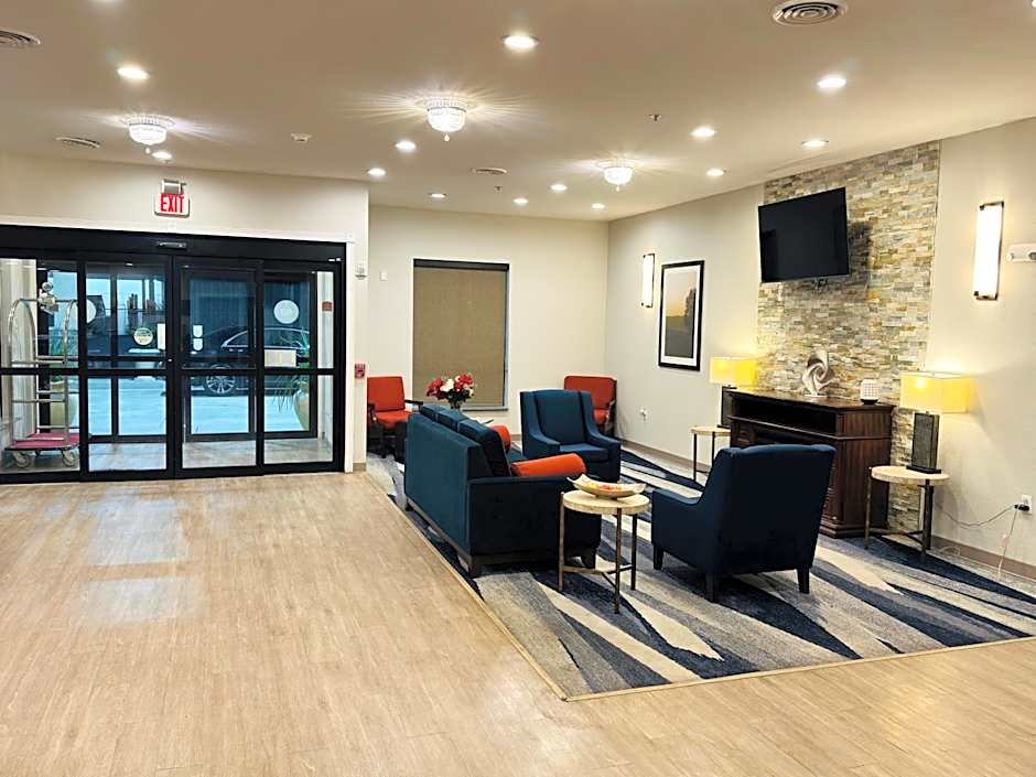 Comfort Suites Plymouth near US-30