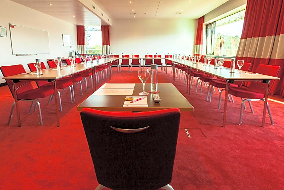 Airport Hotel Basel - Convenient & Friendly