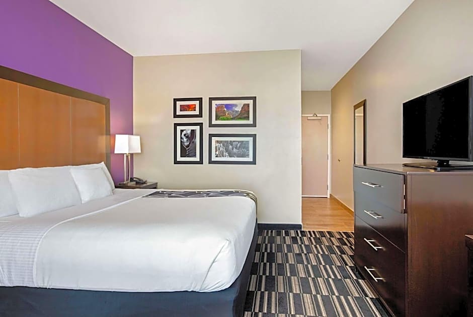La Quinta Inn & Suites by Wyndham Cedar City