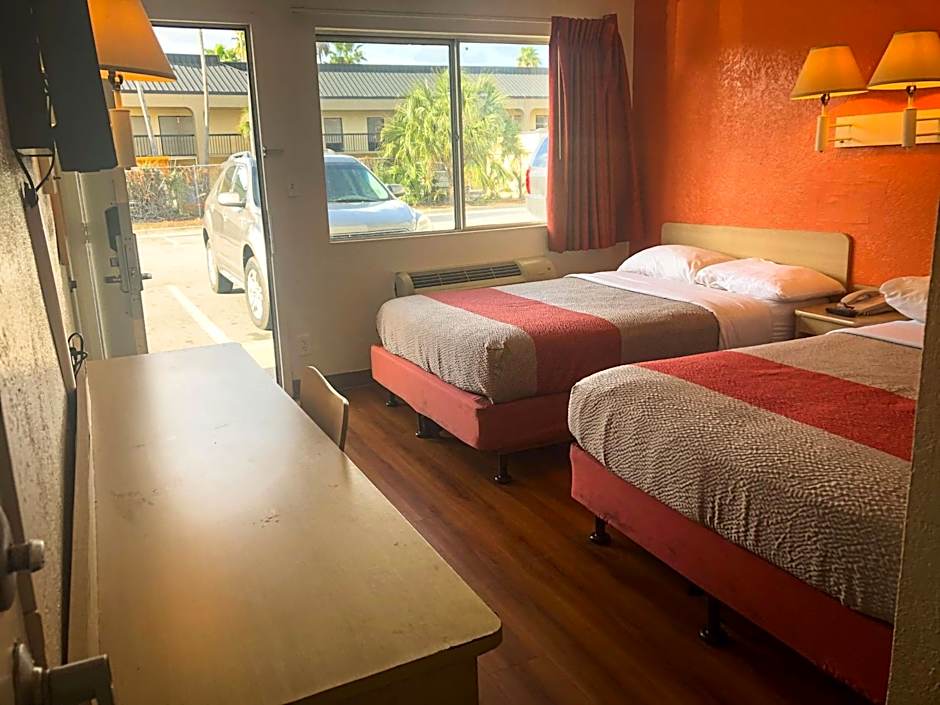 Motel 6 Jacksonville - Orange Park