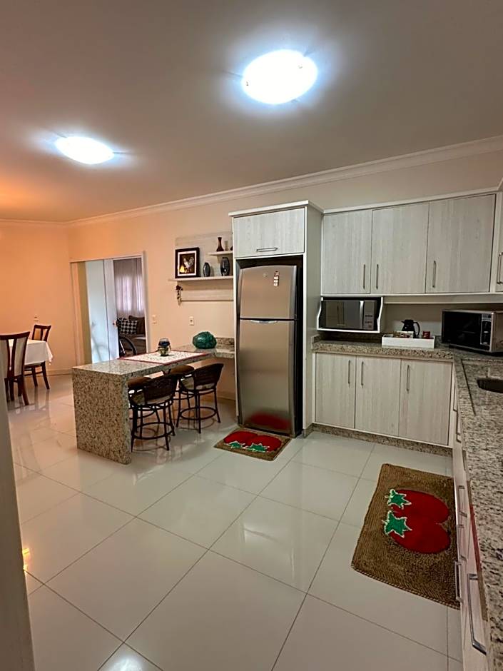 A Casa Dourada Encantada