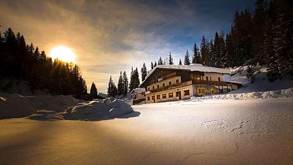 Hotel Dolomiti Des Alpes
