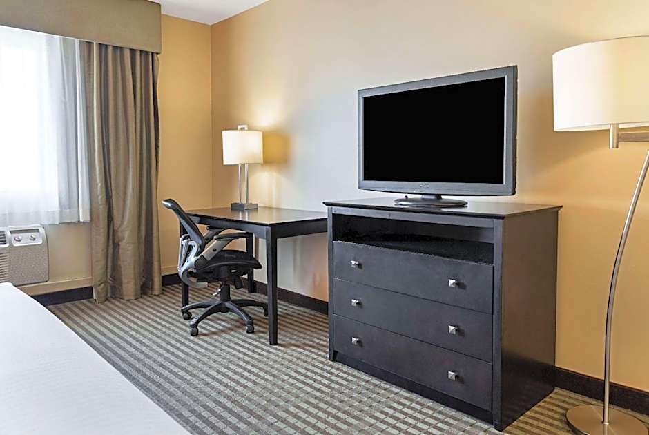 La Quinta Inn & Suites by Wyndham Tucson Reid Park