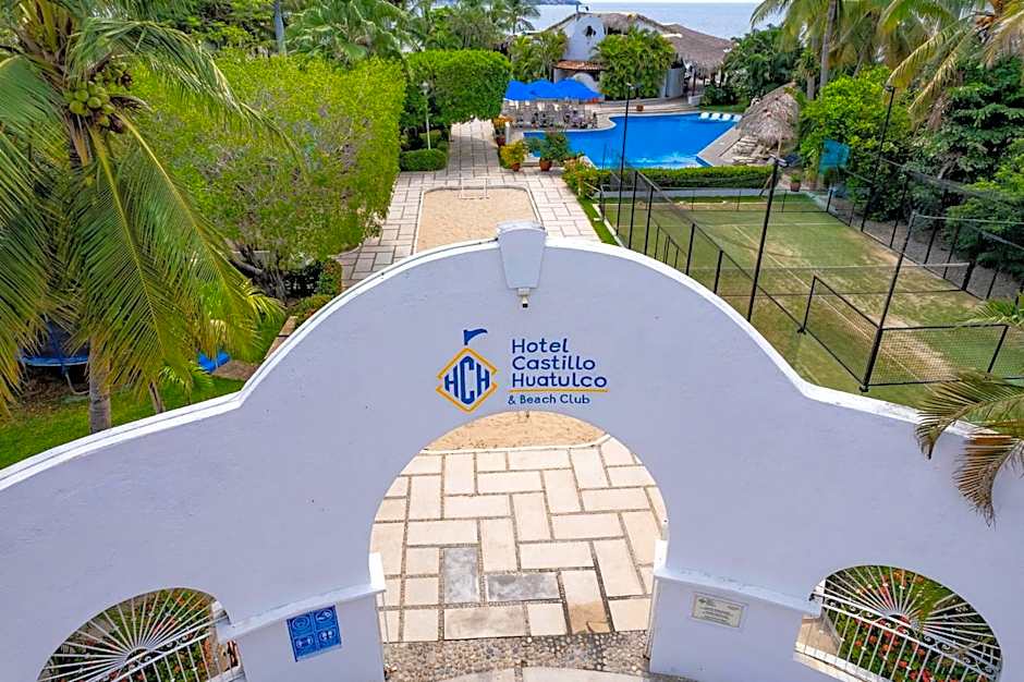 Hotel Castillo Huatulco & Beach Club