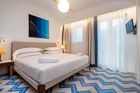 King Suite with Sea View