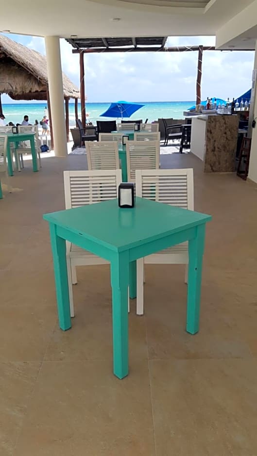 Playa Maya by MIJ - Beachfront Hotel