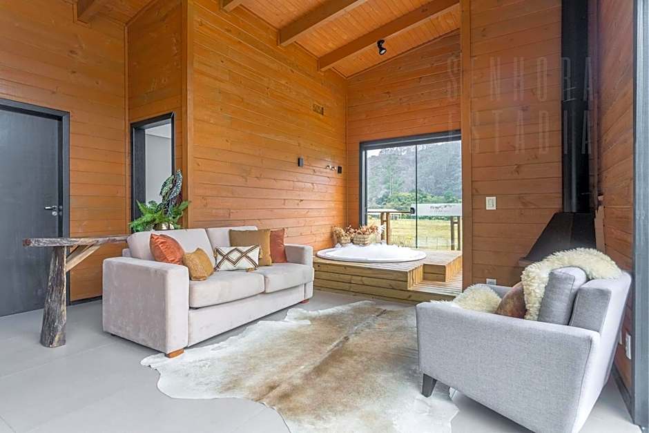 Lakeside Cabin - Villas Mornas: Nature, Jacuzzi