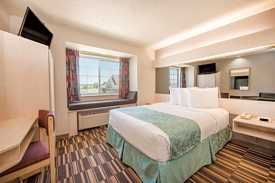 Microtel Inn & Suites By Wyndham Claremore