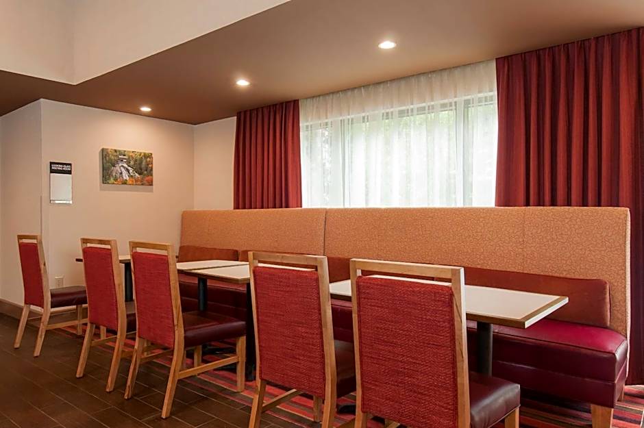 Hampton Inn By Hilton Brevard