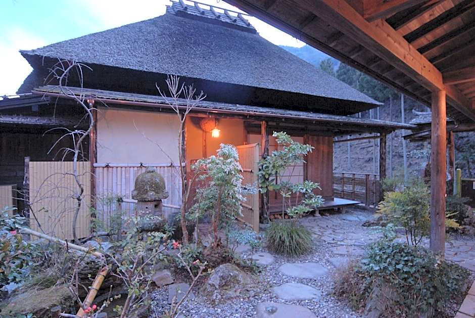 Iya Onsen Hotel Kazurabashi
