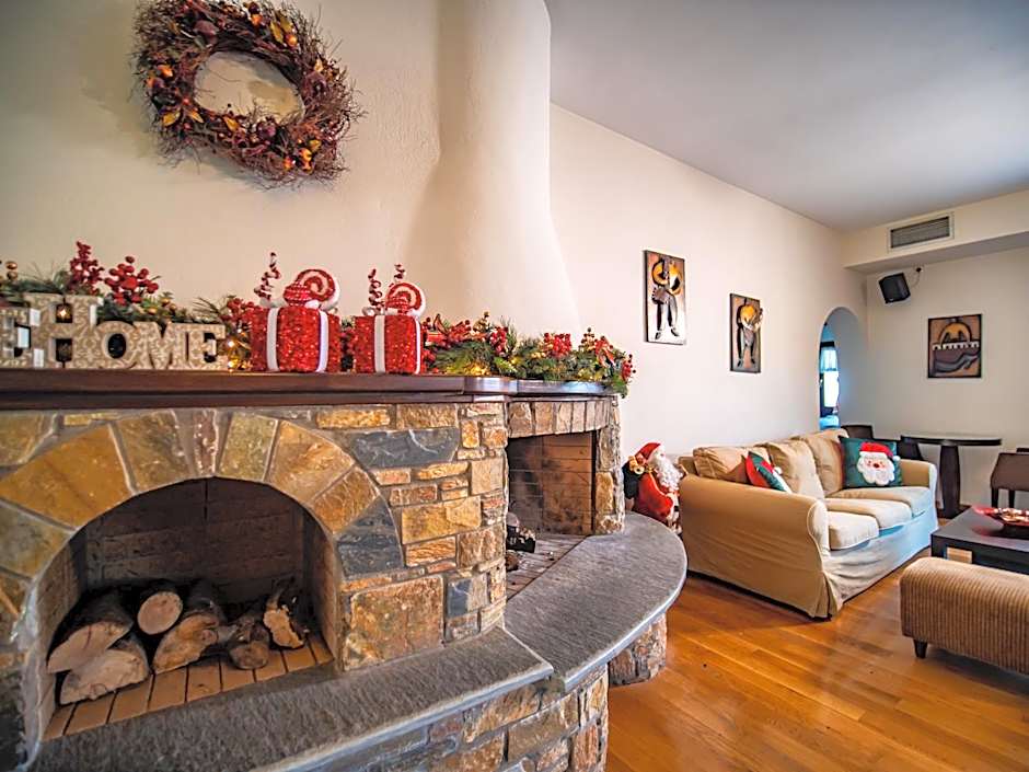 Erofili Hotel & Suites