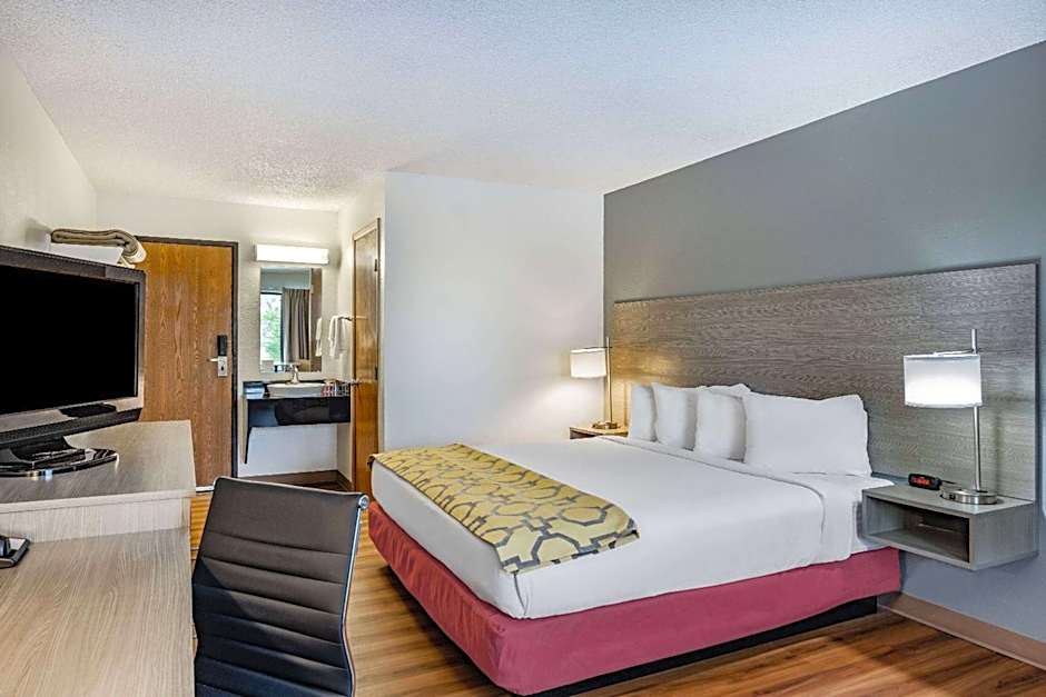 Baymont by Wyndham Gillette