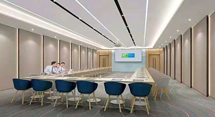 Holiday Inn Express Linyi West By IHG