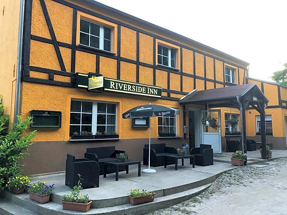 Riverside Inn